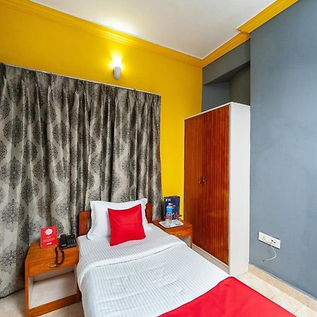 Hotel Manhattan Chennai Eksteriør billede