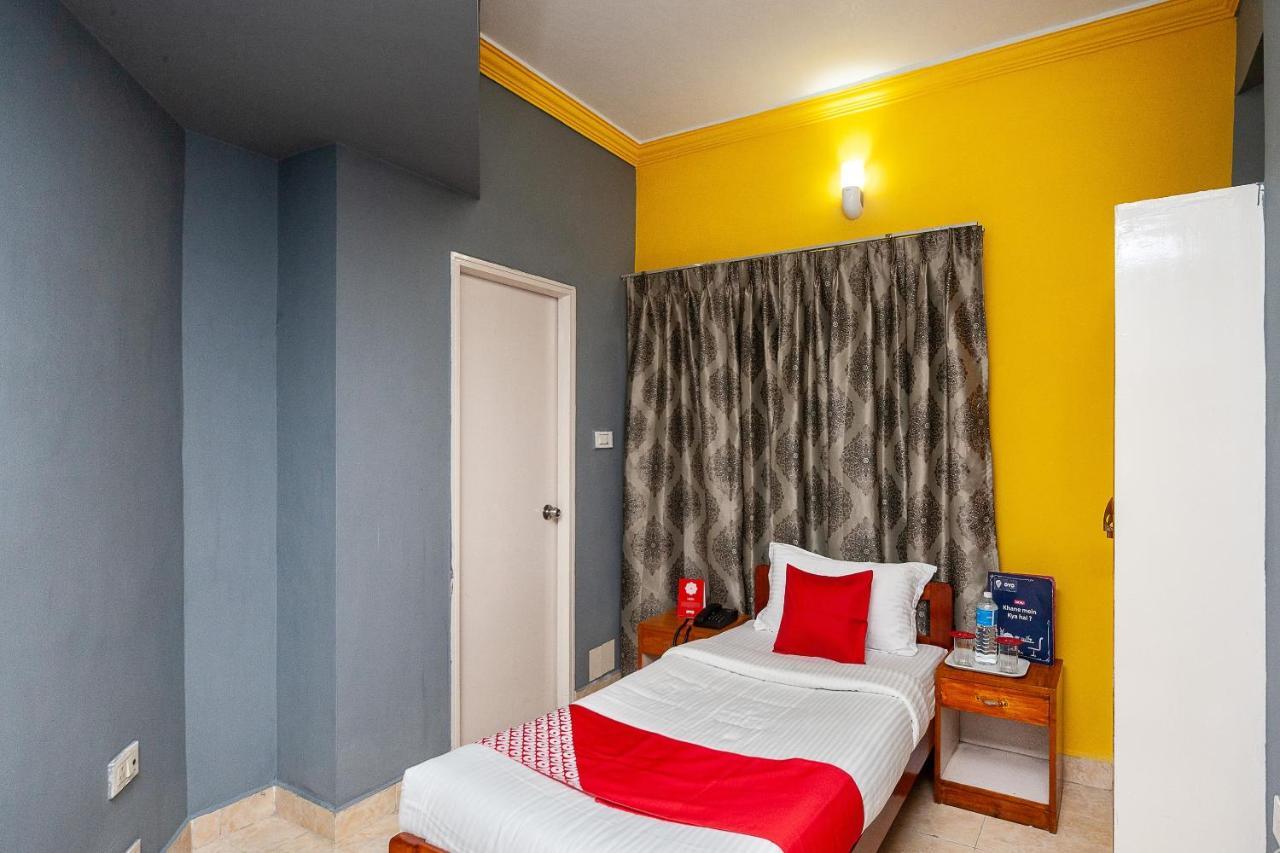 Hotel Manhattan Chennai Eksteriør billede