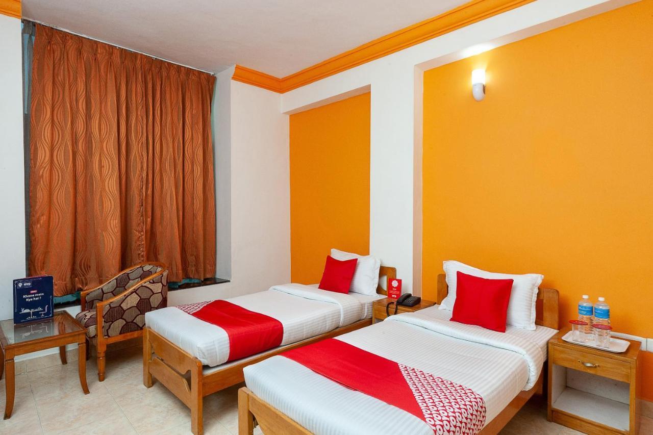 Hotel Manhattan Chennai Eksteriør billede