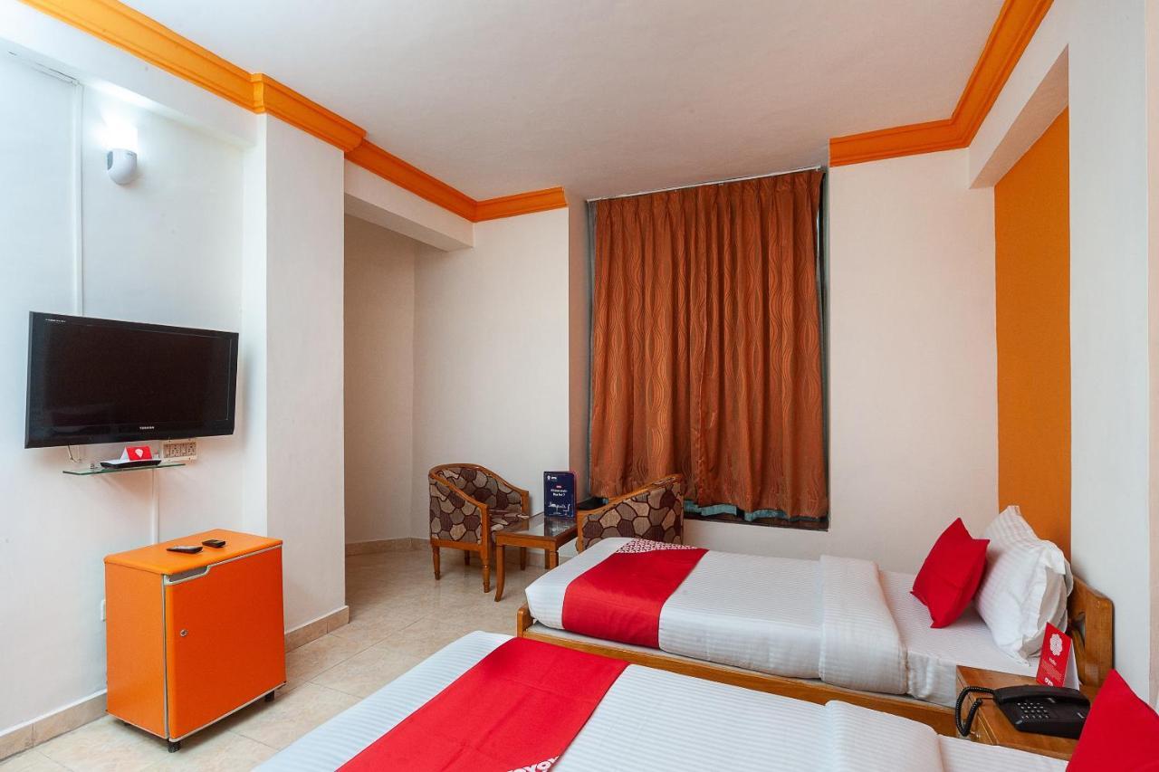Hotel Manhattan Chennai Eksteriør billede