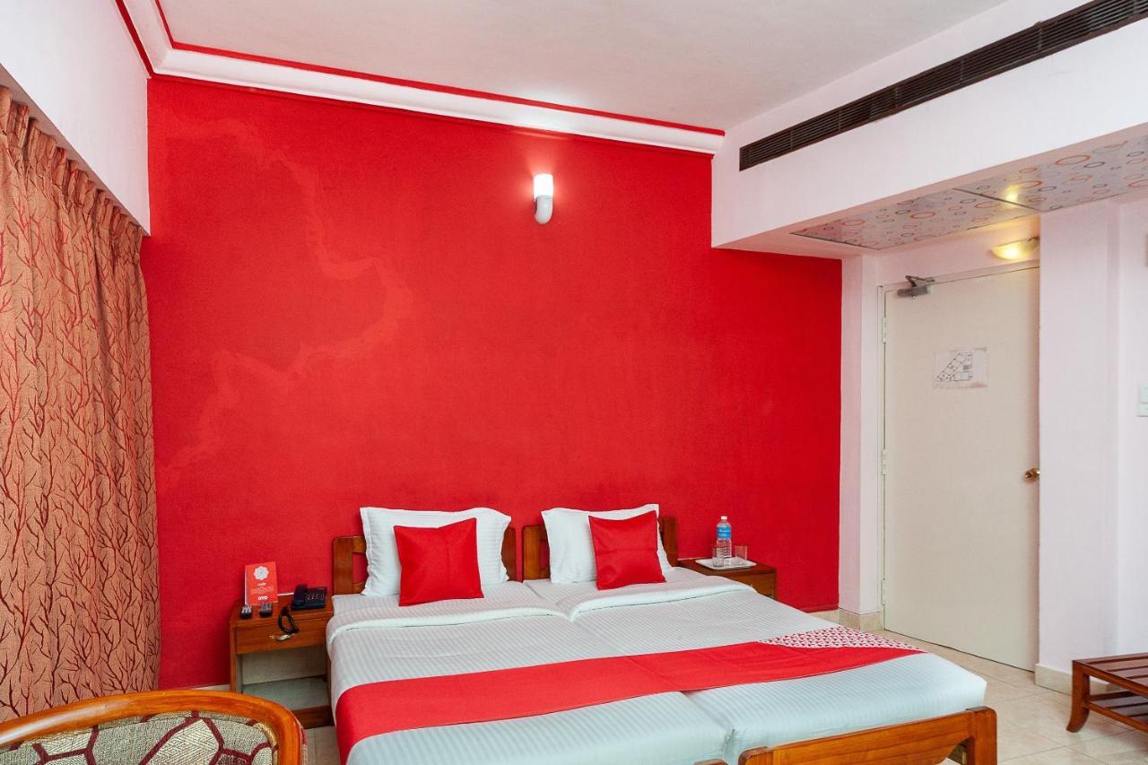 Hotel Manhattan Chennai Eksteriør billede