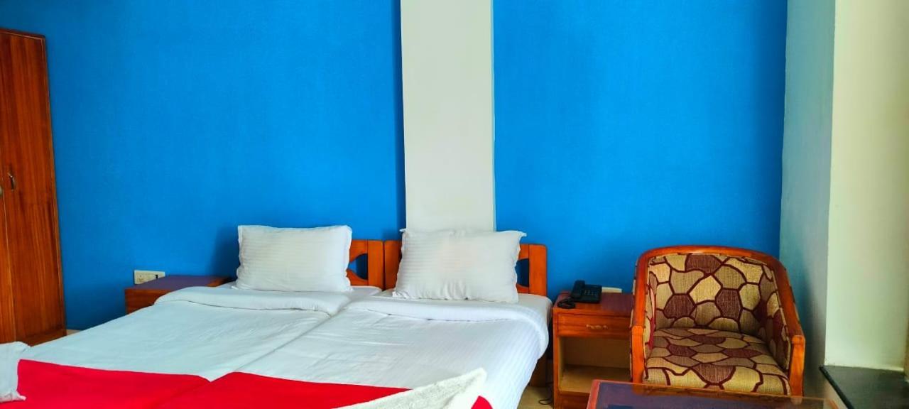 Hotel Manhattan Chennai Eksteriør billede