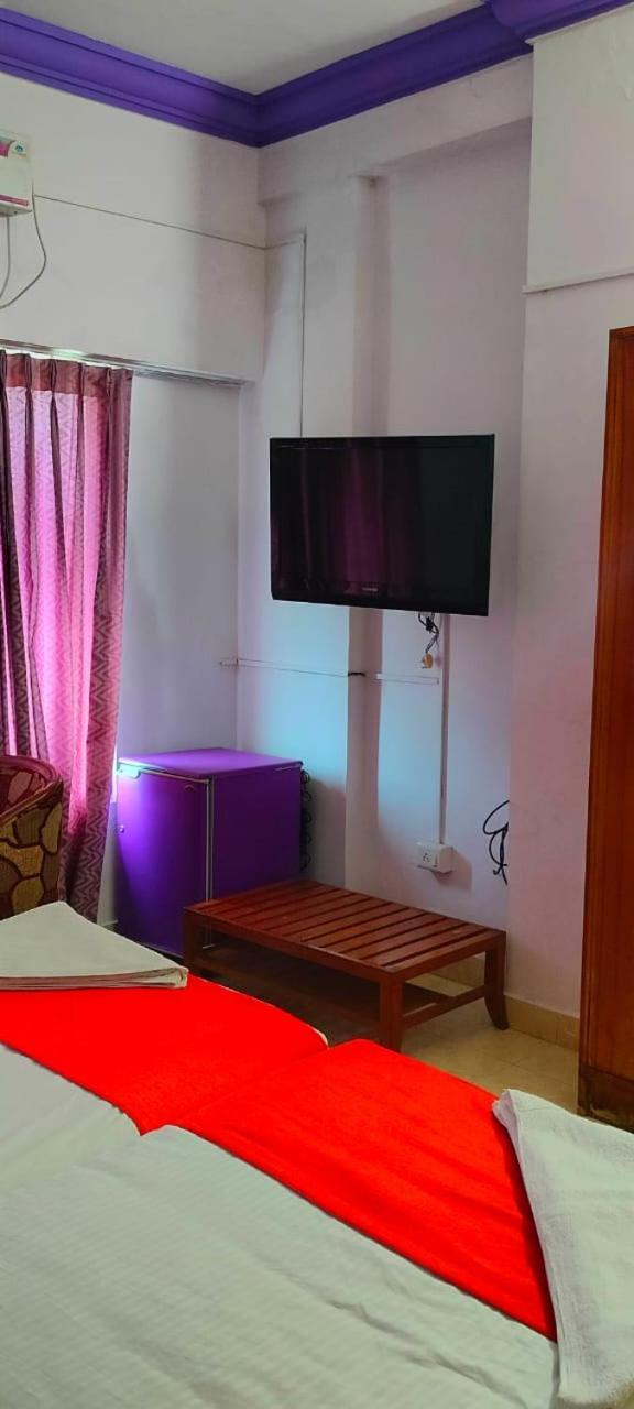 Hotel Manhattan Chennai Eksteriør billede