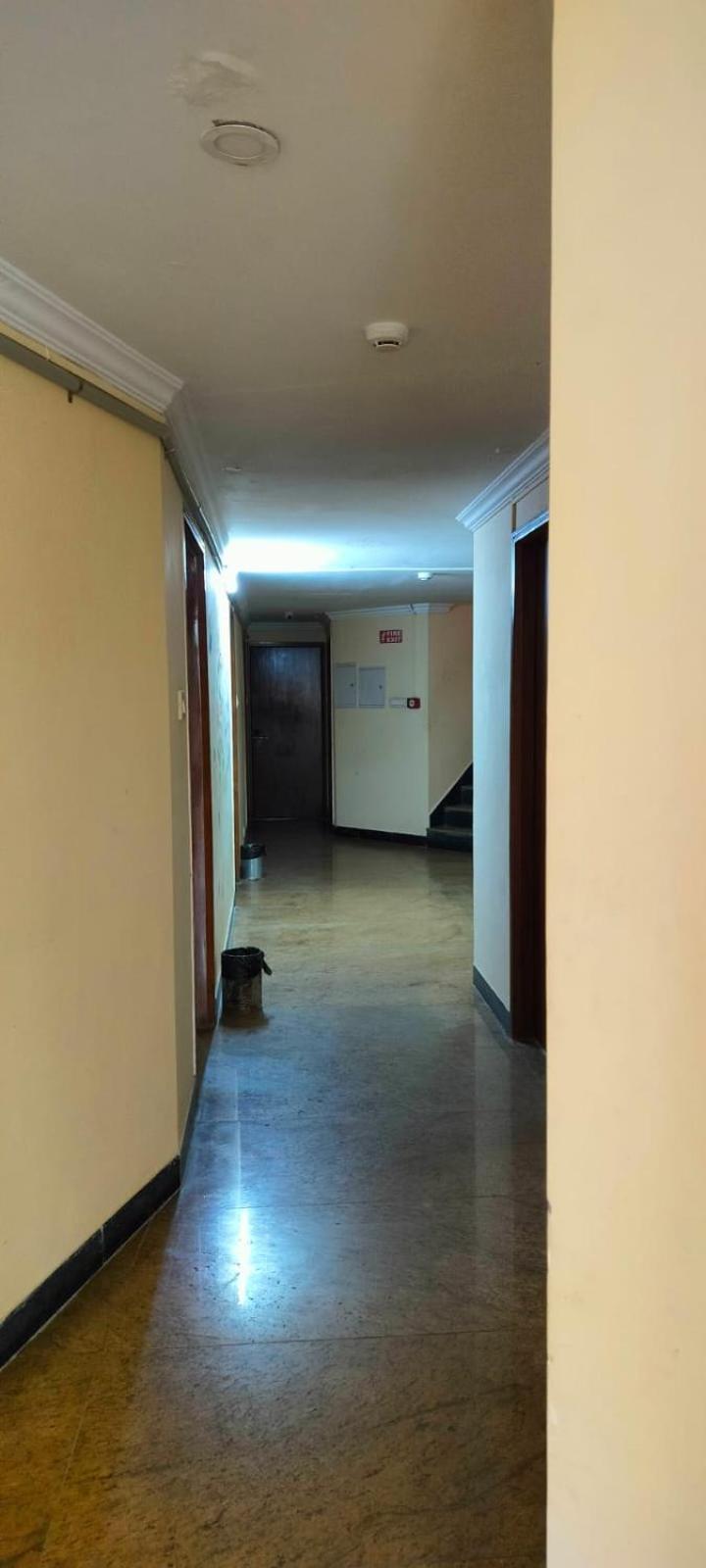 Hotel Manhattan Chennai Eksteriør billede